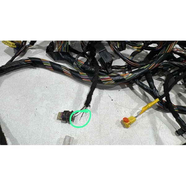 Chicote Painel Carroceria Fiat Toro 1.8 Flex 52149333 Chicote Painel Carroceria Fiat Toro 1.8 Flex 52149333