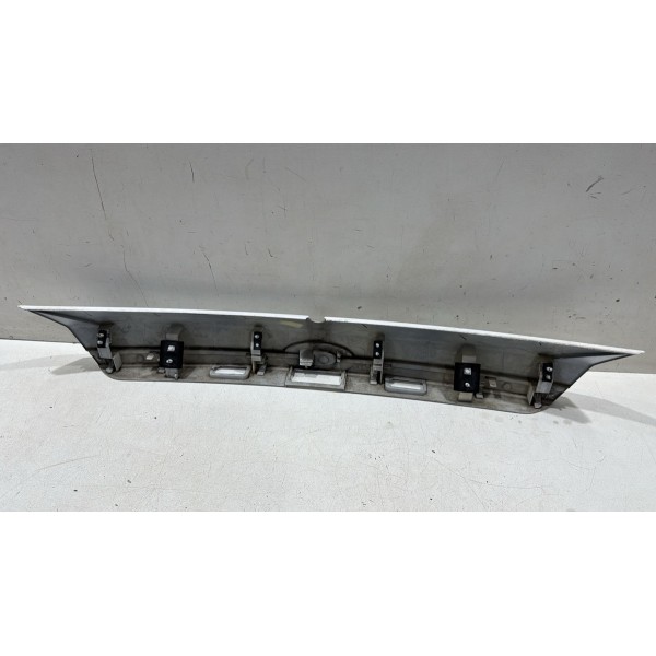 Friso Régua Tampa Porta Malas New Fiesta 2014 2015 2016 Friso Régua Tampa Porta Malas New Fiesta 2014 2015 2016