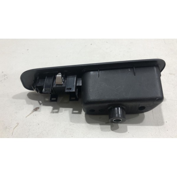 Moldura Comando Vidro Traseira Direita Jeep Renegade 21 A 24