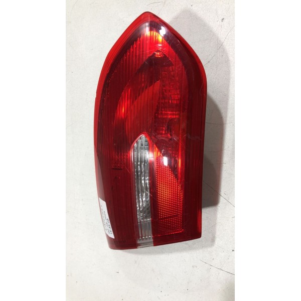 Lanterna De Tampa Esquerda Ford Focus Sedan 2016 2019