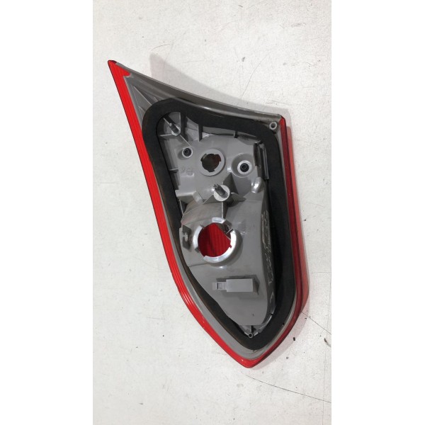 Lanterna De Tampa Esquerda Ford Focus Sedan 2016 2019