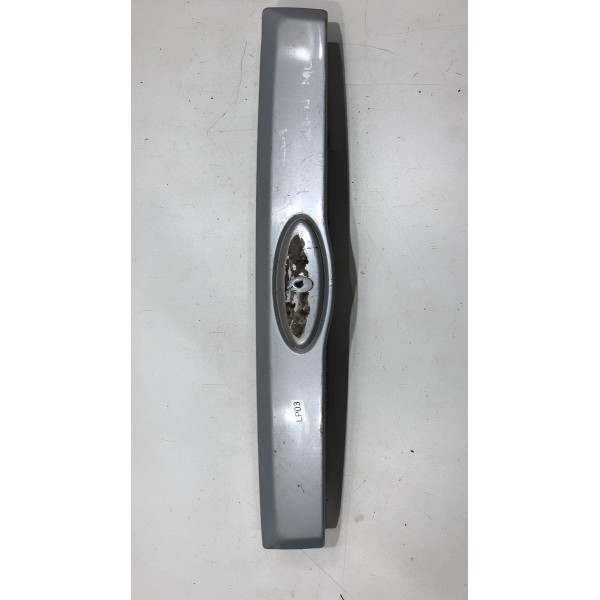 Régua Tampa Traseira Ford Fiesta Sedan 2008 09 10 11 2012