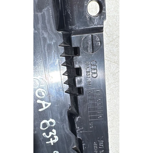 Moldura  Coluna Friso Porta Dianteira Esquerda Audi Q5 2020