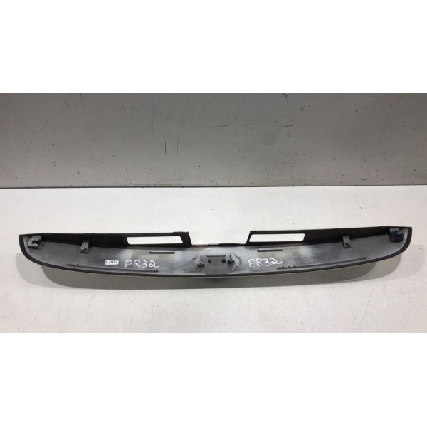 Friso Tampa Traseira Nissan Juke 908101ka0a 908101kr0a