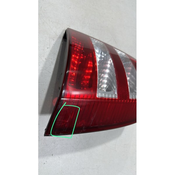 Lanterna Direita Gm Astra Hatch 2005/2011 Original Detalhe Lanterna Direita Gm Astra Hatch 2005/2011 Original Detalhe