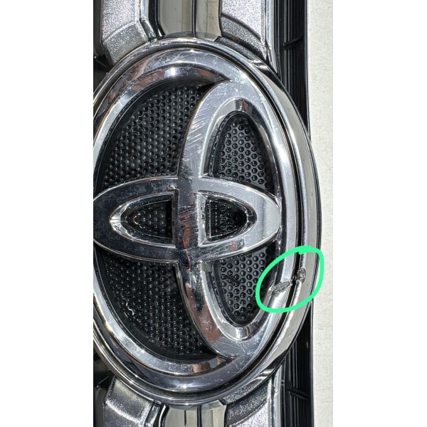 Grade Dianteira Toyota Hilux 16/18 531000kb50