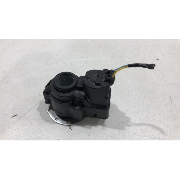 Motor Rebatimento Retrovisor Direito Gm Silverado 2019 2022