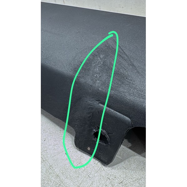 Spoiler Lateral Direito Jeep Renegade Detalhe