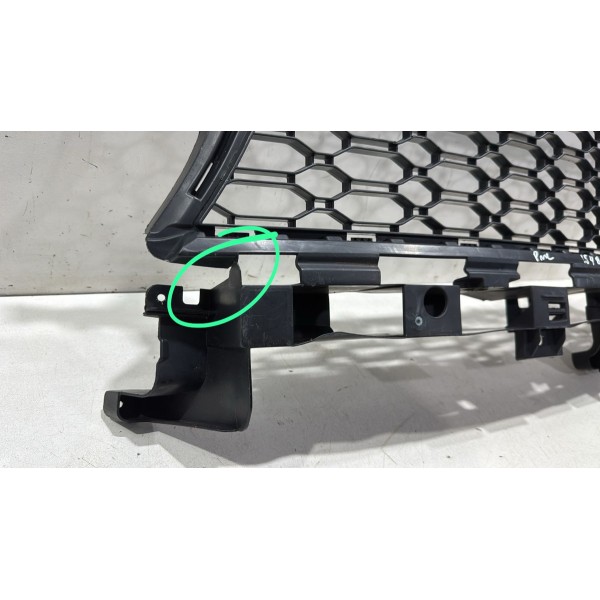 Grade Parachoque Dianteiro Sandero 2015 2016 2017 18 Detalhe Grade Parachoque Dianteiro Sandero 2015 2016 2017 18 Detalhe