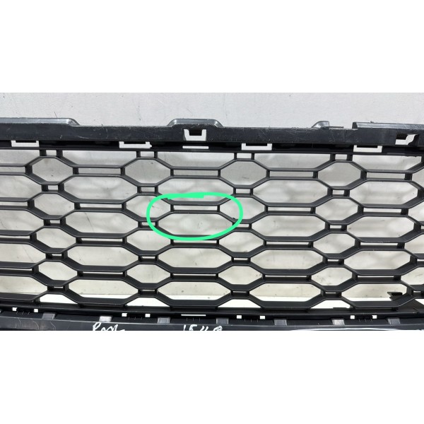 Grade Parachoque Dianteiro Sandero 2015 2016 2017 18 Detalhe Grade Parachoque Dianteiro Sandero 2015 2016 2017 18 Detalhe