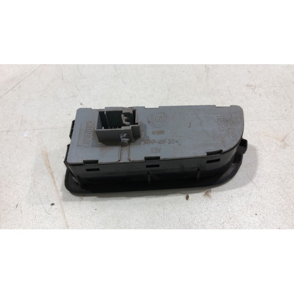 Comando Farol Milha Desembaçador Menu Palio 1.6 2014 2015 Comando Farol Milha Desembaçador Menu Palio 1.6 2014 2015