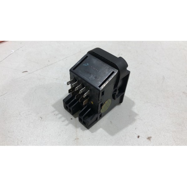 Botão Chave Luz Farol Gm Corsa 1994 A 2012 90381877