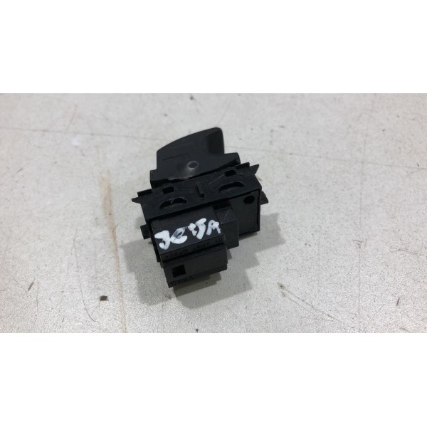 Botão Comando Vidro Traseiro Vw Jetta 2019 2020 2021 Botão Comando Vidro Traseiro Vw Jetta 2019 2020 2021