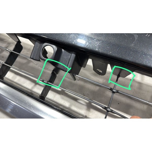 Grade Dianteira Toyota Hilux 2021 A 2023 Detalhes