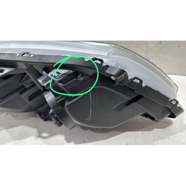 Farol Honda City Cromado 2015 A 2018 Lado Esquerdo Detalhe Farol Honda City Cromado 2015 A 2018 Lado Esquerdo Detalhe