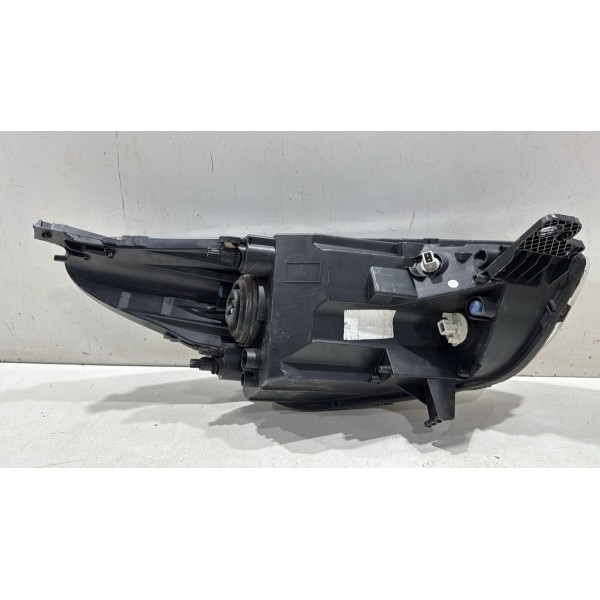Farol Ford Ka Masc Negra Esquerd 2015 2016 2017 2018 Detalhe