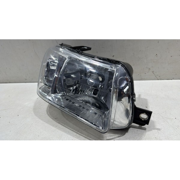 Farol Direito Uno Fiorino 2004 2005 2006 2007 2008 2009 2010 Farol Direito Uno Fiorino 2004 2005 2006 2007 2008 2009 2010