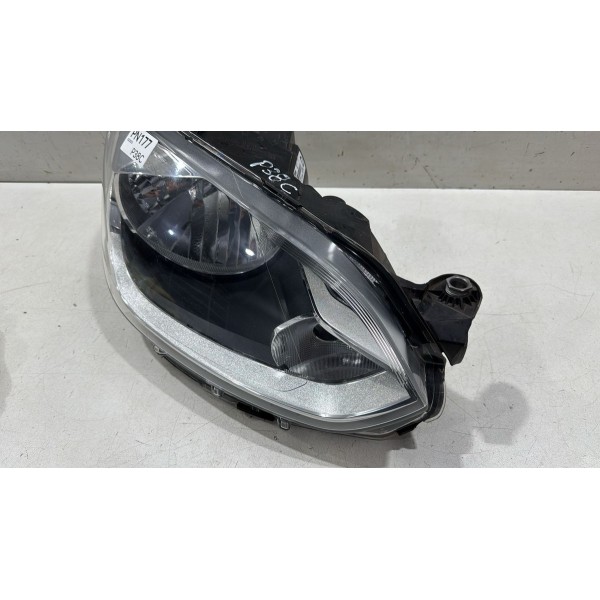 Farol Volkswagen Up 2018 2019 2020 2021 Direito Friso Cinza