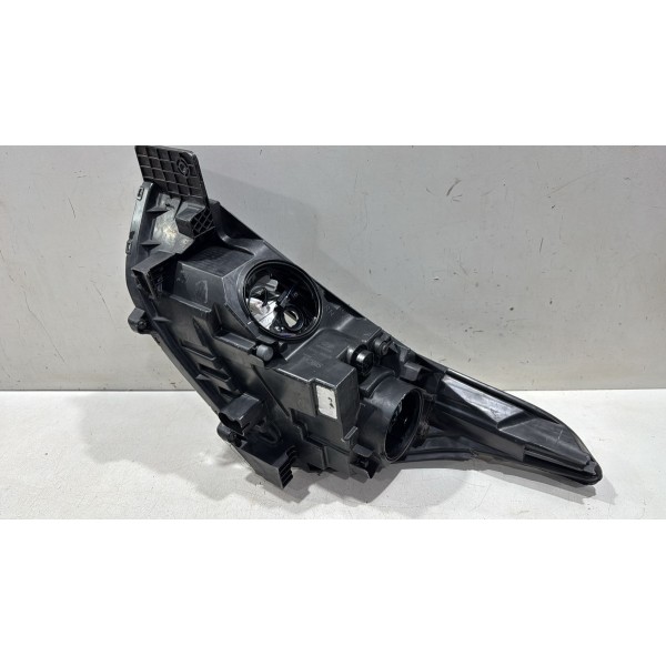 Farol Direito Hyundai Creta 2017 A 2020  92102m4100 Farol Direito Hyundai Creta 2017 A 2020  92102m4100