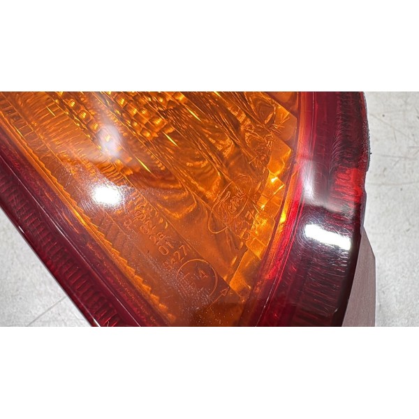 Lanterna Traseira Direita Focus Hatch 2003 2004 05 06 07 08 Lanterna Traseira Direita Focus Hatch 2003 2004 05 06 07 08