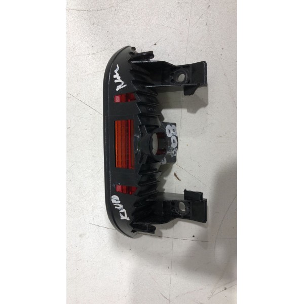 Break Light Tampa Traseira Renault Kwid 2018 2020 2022 2024 Break Light Tampa Traseira Renault Kwid 2018 2020 2022 2024