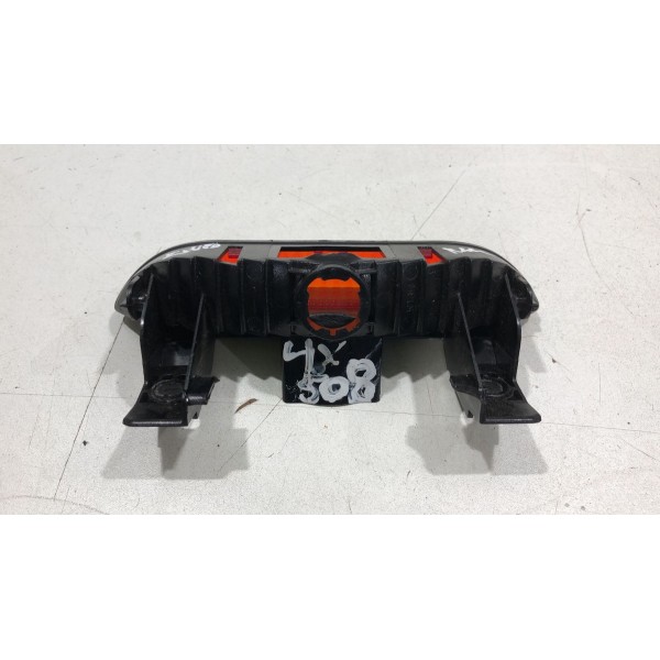 Break Light Tampa Traseira Renault Kwid 2018 2020 2022 2024 Break Light Tampa Traseira Renault Kwid 2018 2020 2022 2024