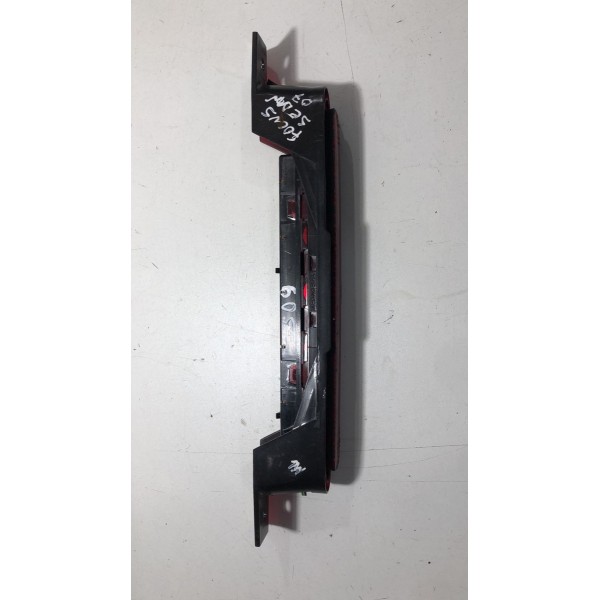 Luz De Freio Break Ligth Focus Sedan Ano 2001 A 2008 Luz De Freio Break Ligth Focus Sedan Ano 2001 A 2008