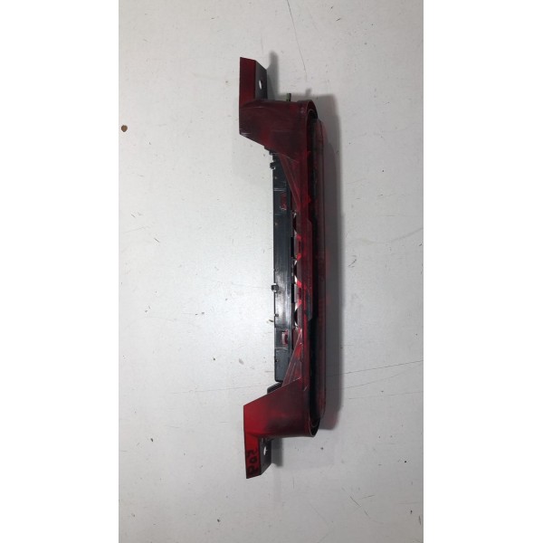 Luz De Freio Break Ligth Focus Sedan Ano 2001 A 2008 Luz De Freio Break Ligth Focus Sedan Ano 2001 A 2008