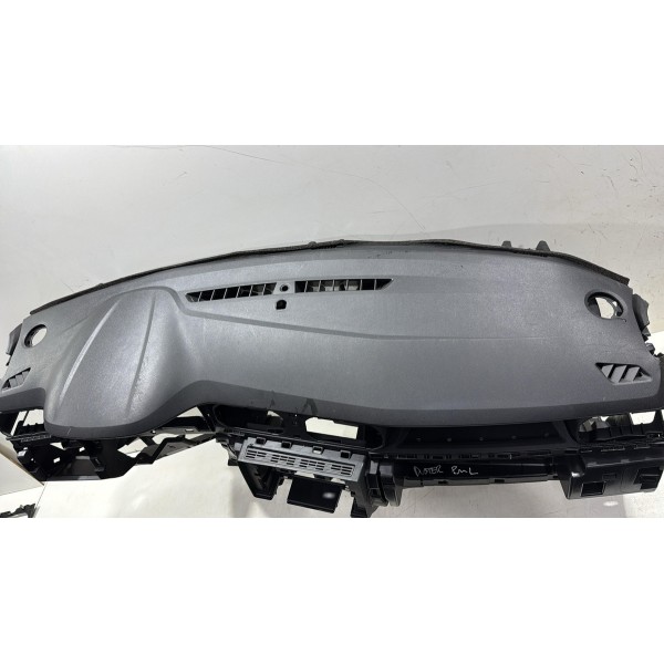 Capa Painel Tabelier Renault Duster 2021 2022 Detalhe