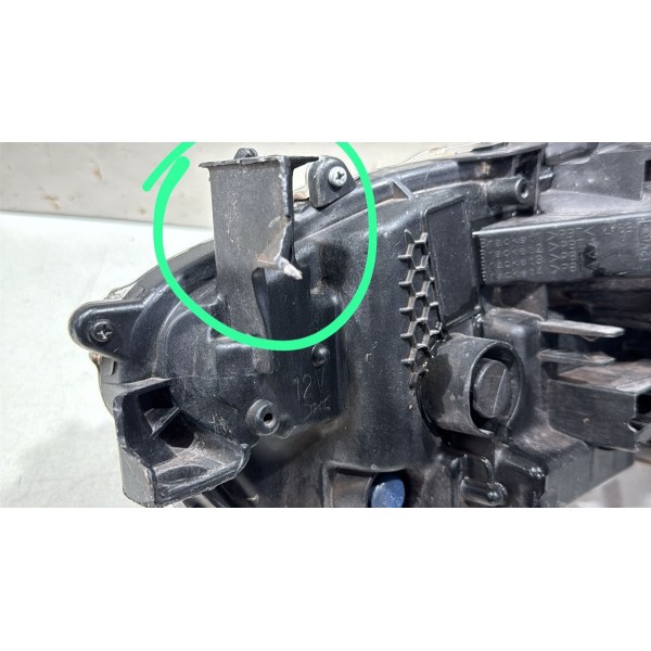 Farol Direito Corolla Full Led 2021 2022 2023 2024 Detalhe