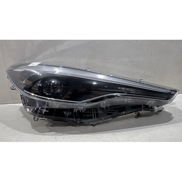 Farol Direito Toyota Corolla Cross 2022 A 2024 Detalhes Farol Direito Toyota Corolla Cross 2022 A 2024 Detalhes