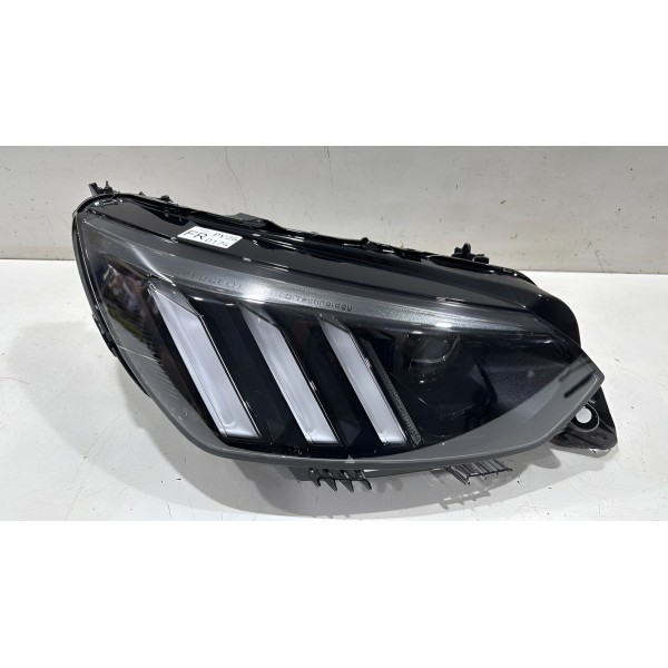 Farol Direito Led Peugeot 208 2020 Ao 23 Avaria Léia Anúncio