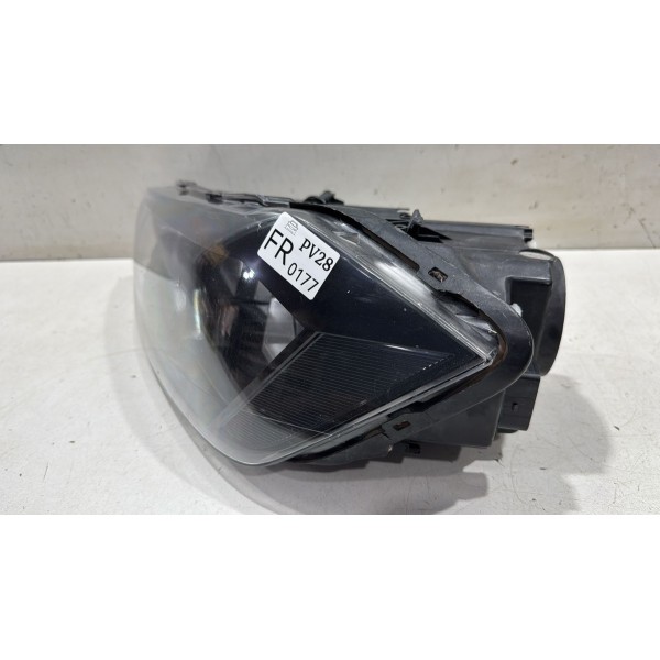 Farol Esquerdo Polo Virtus 2018 Á 2022 Friso Preto Detalhe Farol Esquerdo Polo Virtus 2018 Á 2022 Friso Preto Detalhe