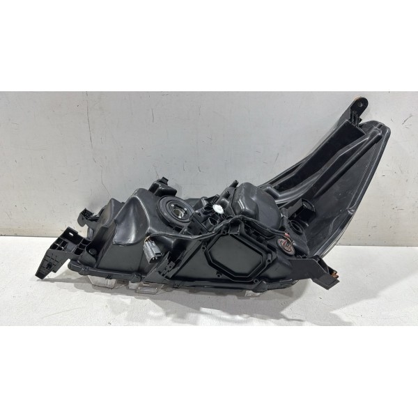 Farol Hilux Srv Led Xenon Direito 2016 2017 2018 2019 . Farol Hilux Srv Led Xenon Direito 2016 2017 2018 2019 .