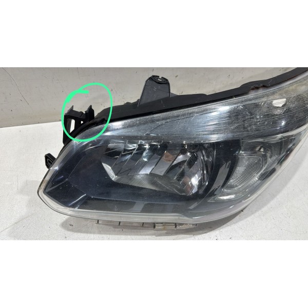 Farol Dianteiro Esquerdo Spin 2013/2015 94771616 Detalhes