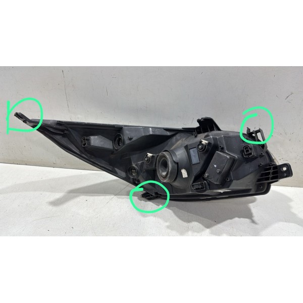 Farol Dianteiro Esquerdo Spin 2013/2015 94771616 Detalhes