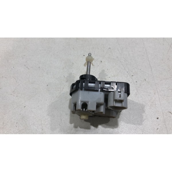 Motor Elétrico Da Regulagem Farol Direito Hilux Sw4 2.8 2017
