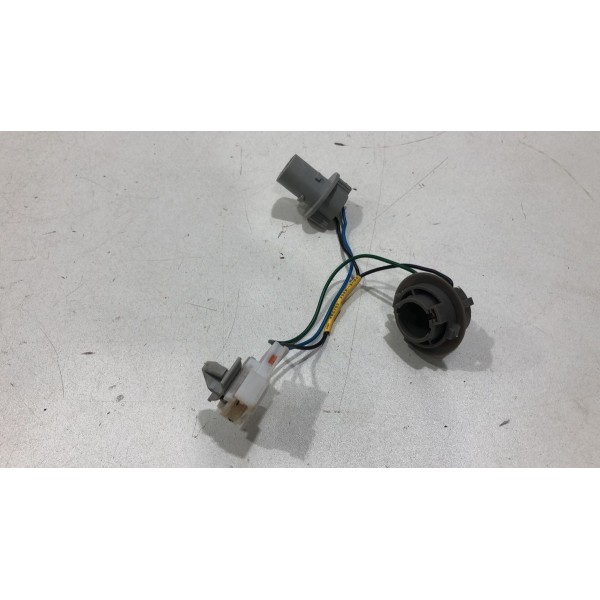 Soquete Lanterna Tampa Traseira Esquerda Hyundai Hb20x 2015 Soquete Lanterna Tampa Traseira Esquerda Hyundai Hb20x 2015