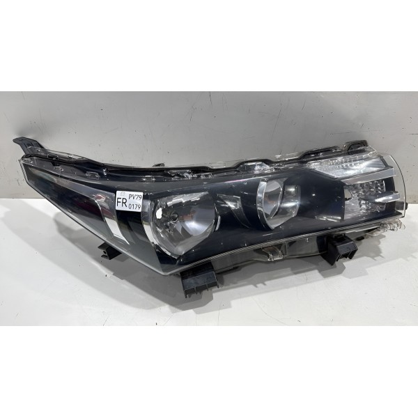 Farol Direito Toyota Corolla 2015 2016 2017 Detalhe