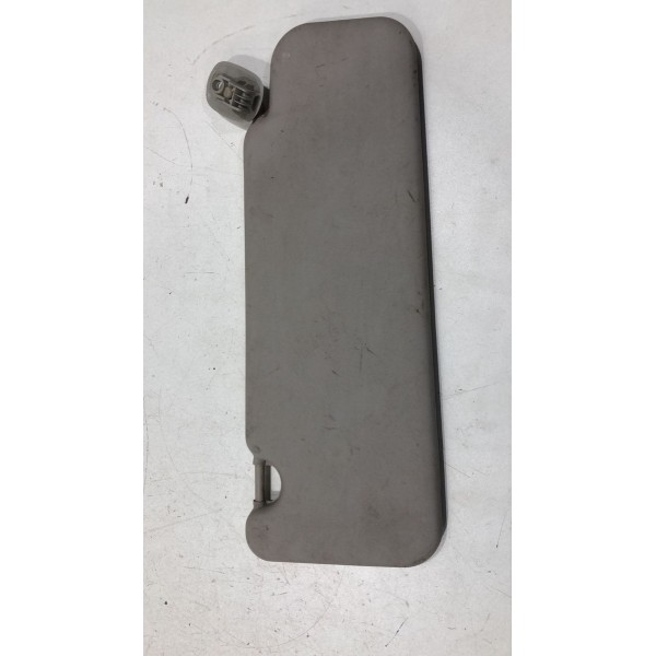 Quebra Sol Esquerdo Renault Sandero 2015/2020 8200607896