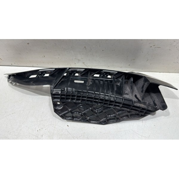 Suporte Farol Direito Jeep Compass 22/23 Original 6414000012 Suporte Farol Direito Jeep Compass 22/23 Original 6414000012