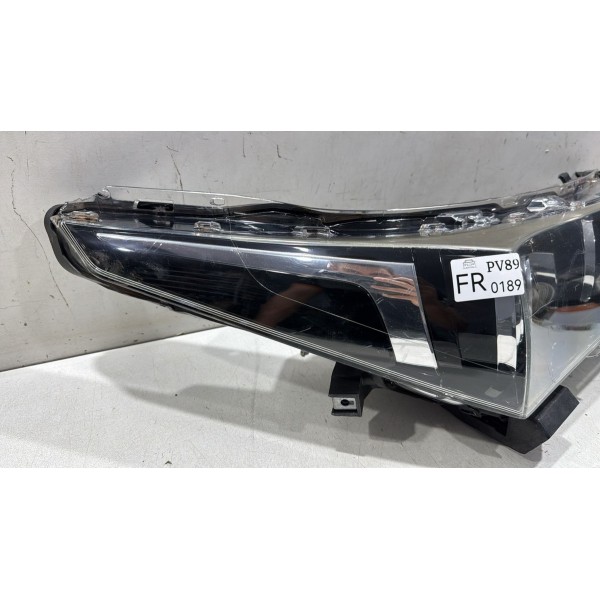 Farol Direito Corolla 2015 2016 2017 Com Led P/xenon Avaria