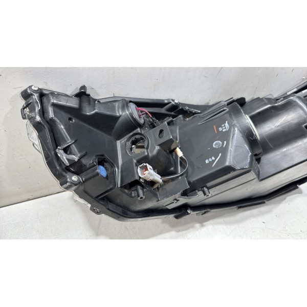 Farol Direito Toyota Yaris 2018 2019 21 2022 C Led (detalhe Farol Direito Toyota Yaris 2018 2019 21 2022 C Led (detalhe