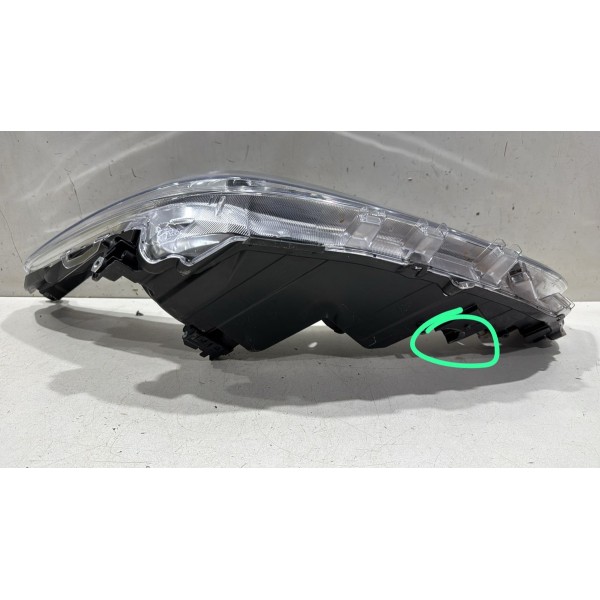 Farol Direito Toyota Yaris 2018 2019 21 2022 C Led (detalhe Farol Direito Toyota Yaris 2018 2019 21 2022 C Led (detalhe