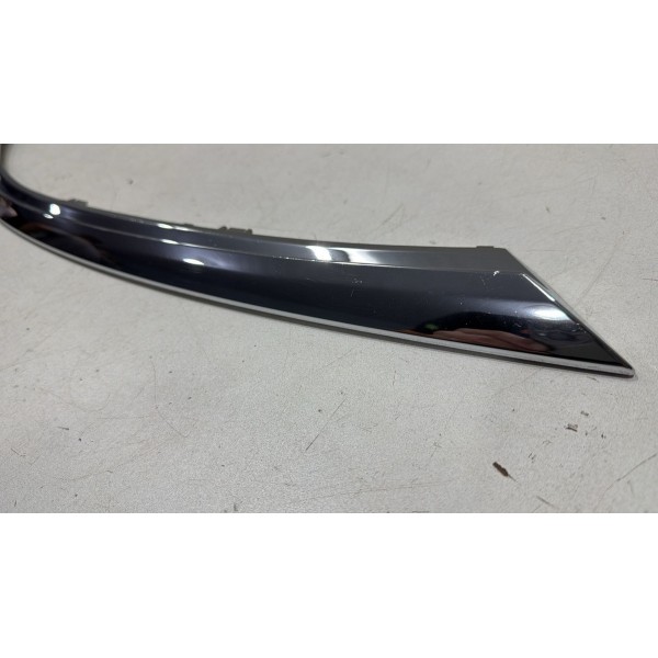 Friso Cromado Farol Direito Toyota Corolla 15/19 5318102070