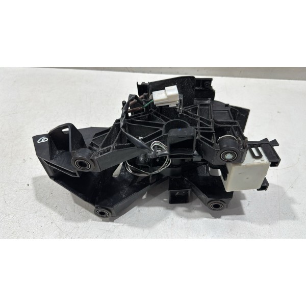 Trambulador Alavanca Câmbio  Toyota Corolla Xei 2.0 2013 Trambulador Alavanca Câmbio  Toyota Corolla Xei 2.0 2013