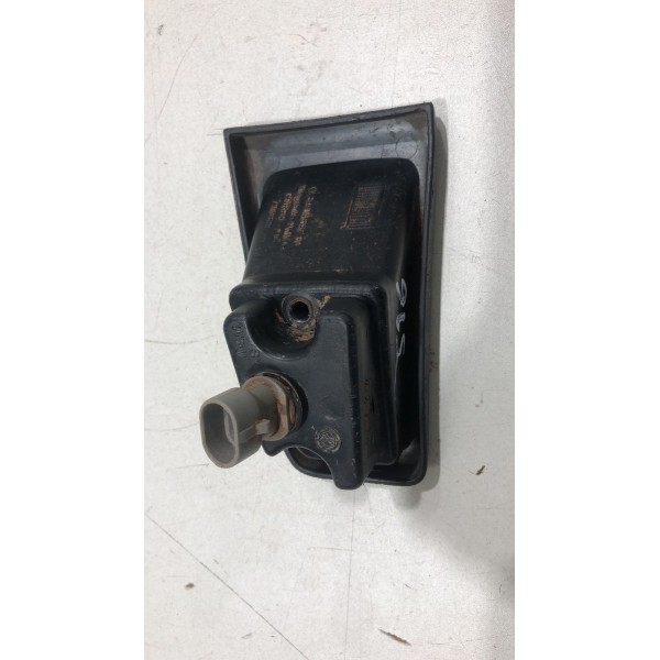 Luz Da Placa Lado Esquerdo Fiat Strada 1996 2018 735360659