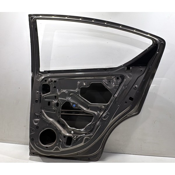 Porta Traseira Direita Nissan Versa 2015 2016 2017 2018 2019 Marrom Porta Traseira Direita Nissan Versa 2015 2016 2017 2018 2019 Marrom