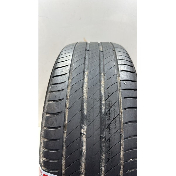 Pneu Usado Michelin Primacy 4 215/55 R17 94v Pneu Usado Michelin Primacy 4 215/55 R17 94v