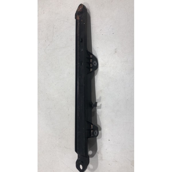 Suporte Lateral Radiador Direito Hilux Sw4 2005 Á 2015 Orig